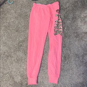 VS PINK cheetah sweatpants. Worn once or twice.